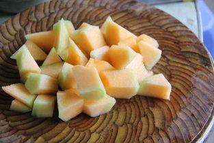 图图吃哈密瓜,哈密瓜盛宴